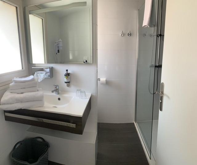 וולואר Logis Auberge De La Riviere מראה חיצוני תמונה