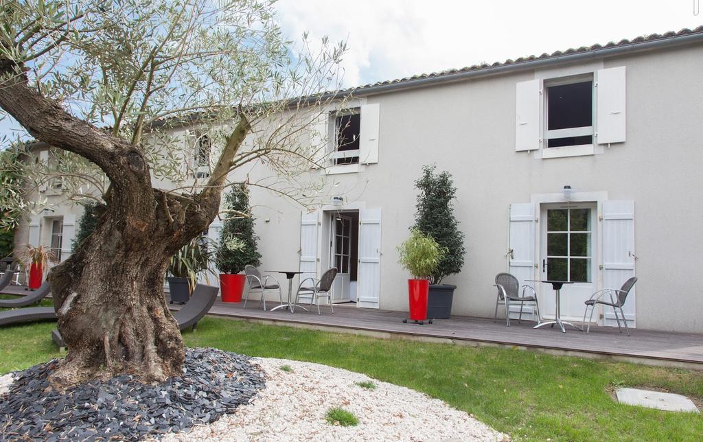 וולואר Logis Auberge De La Riviere מראה חיצוני תמונה